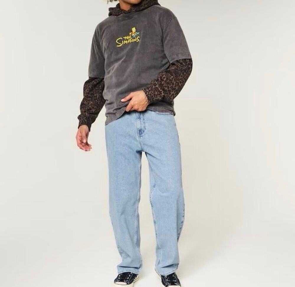 Hollister Men’s Baggy Light Blue Denim Jeans Size 28X30